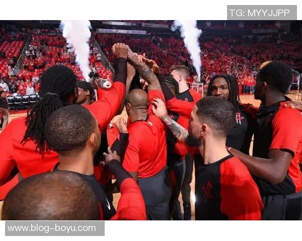 火箭队为何在比赛前夕找不到酒店预订难道不该提前安排吗